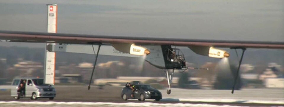 Första gången i luften flög planet 350 meter. Foto: Solar Impulse