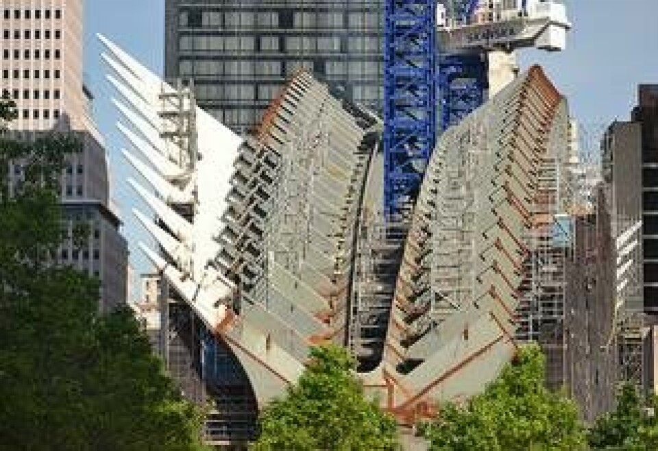 WTC Transportation Hub, New York, väntas bli klar 2015. Taket av stål och glas tar ner ljus till den underjordiska järnvägsstationen. Arkitekt: Santiago Calatrava. Foto: Tectonic Photo