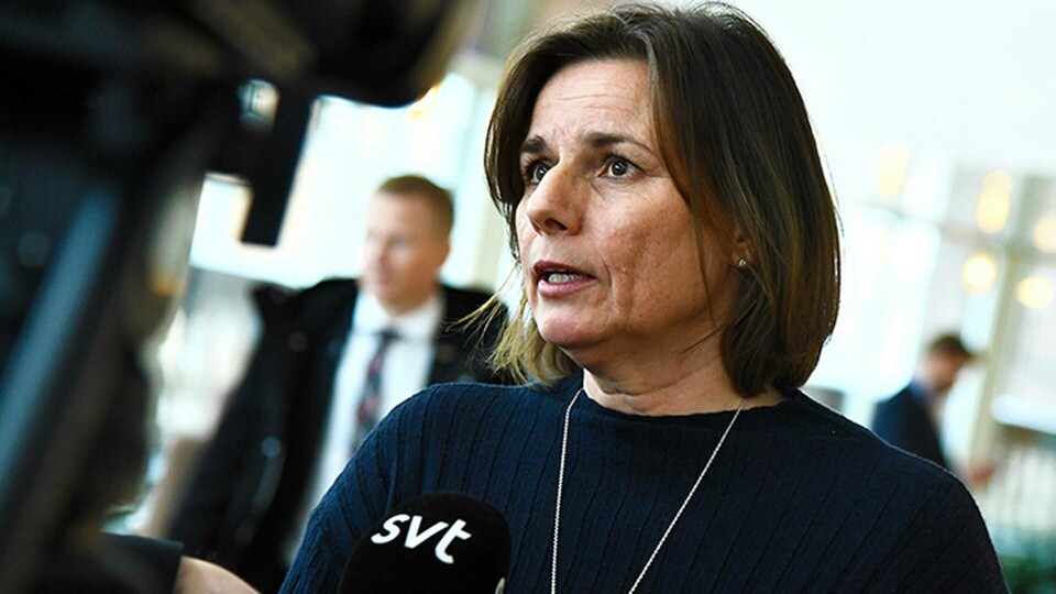 Miljöpartiets språkrör och regeringens klimatminister Isabella Lövin. Foto: Claudio Bresciani / TT Miljöpartiets språkrör och regeringens klimatminister Isabella Lövin. Foto: Claudio Bresciani / TT