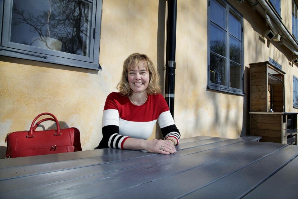”Jag har haft samarbeten med svenska innovatörer, ingenjörer och bolag under hela min karriär. Just nu är jag också här delvis av det skälet, men jag kan inte berätta så mycket mer om det än”, säger Christina Lampe Önnerud när Ny Teknik träffar henne en solig dag i april. Foto: Jörgen Appelgren ”Jag har haft samarbeten med svenska innovatörer, ingenjörer och bolag under hela min karriär. Just nu är jag också här delvis av det skälet, men jag kan inte berätta så mycket mer om det än”, säger Christina Lampe Önnerud när Ny Teknik träffar henne en solig dag i april. Foto: Jörgen Appelgren