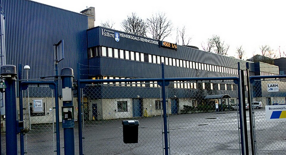 Från Henriksdals reningsverk var det i storleksordningen 30-70 miljoner mikroplastpartiklar och 40-500 miljoner textilpartiklar per timme som släpptes ut i havet. Foto: TT Från Henriksdals reningsverk var det i storleksordningen 30-70 miljoner mikroplastpartiklar och 40-500 miljoner textilpartiklar per timme som släpptes ut i havet. Foto: TT