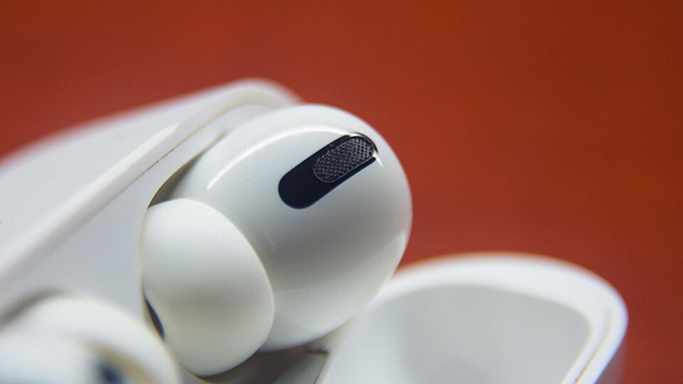 Apple väntas presentera Airpods Pro 2 under onsdagens live-event. Bilden visar ett par Airpods Pro. Foto: Sumudu Mohottige/Unsplash Apple väntas presentera Airpods Pro 2 under onsdagens live-event. Bilden visar ett par Airpods Pro. Foto: Sumudu Mohottige/Unsplash