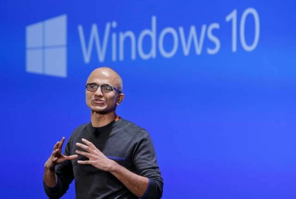 Microsofts vd Satya Nadella var den som först visade upp Windows 10 inför lanseringen 2015. Foto: Elaine Thompson/AP/TT