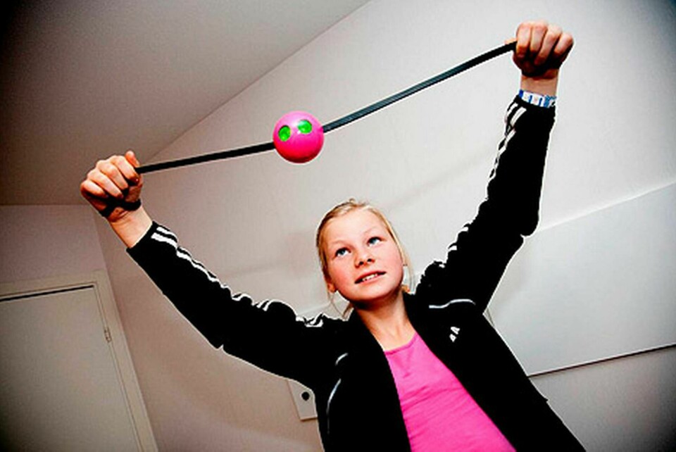 Edda Wirgen-Appelgren, 12 år, tröttnar ganska snabbt på Oriboo. ”Det känns som om den passar bäst till yngre barn”, säger hon. Foto: Jörgen Appelgren