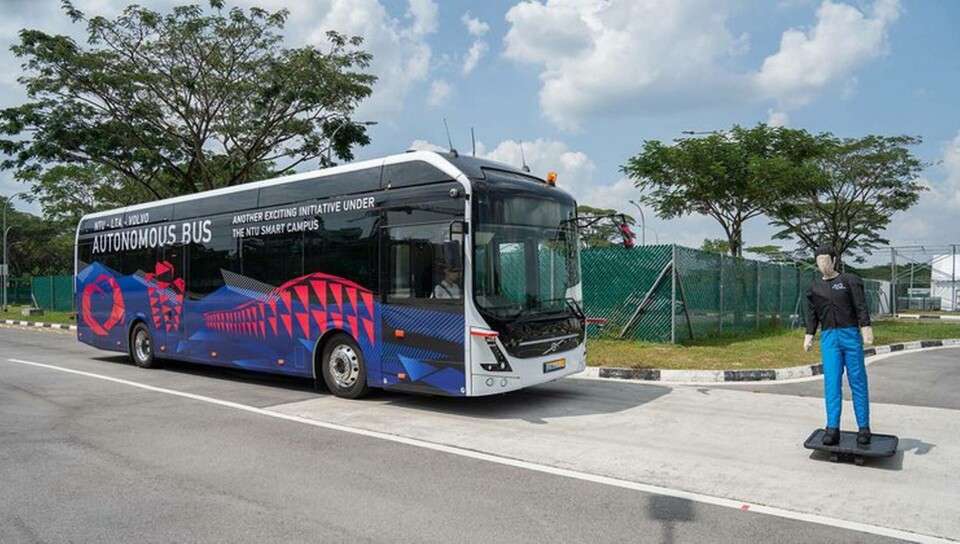 Volvo 7900 Electric är tolv meter lång, och med 36 säten kan den ta ett 80-tal passagerare. Foto: Volvo Bussar Volvo 7900 Electric är tolv meter lång, och med 36 säten kan den ta ett 80-tal passagerare. Foto: Volvo Bussar