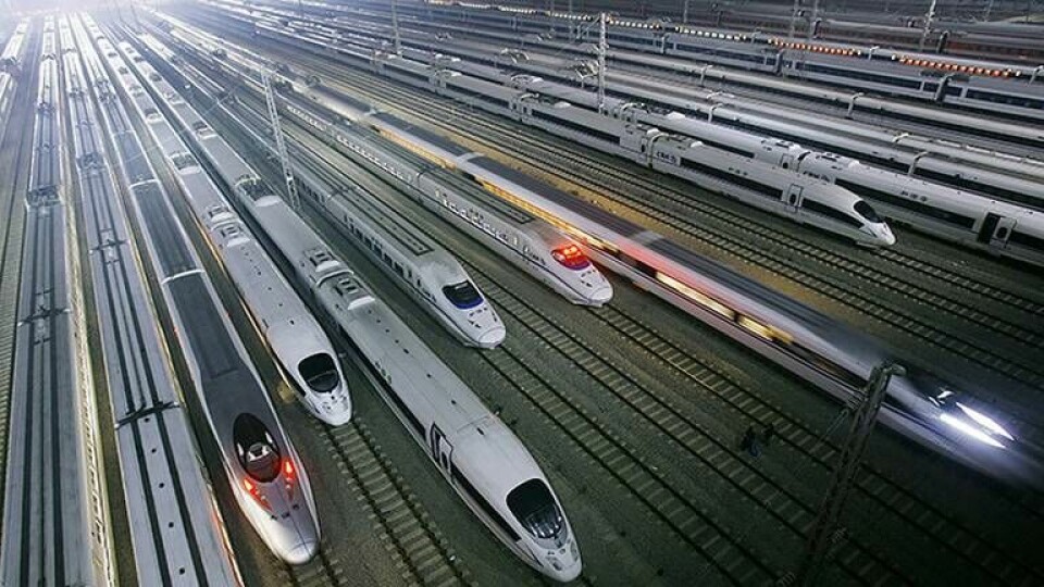 Arkivbild på snabbtåg i Wuhan i den kinesiska Hubeiprovinsen. Foto: AP Photo / TT