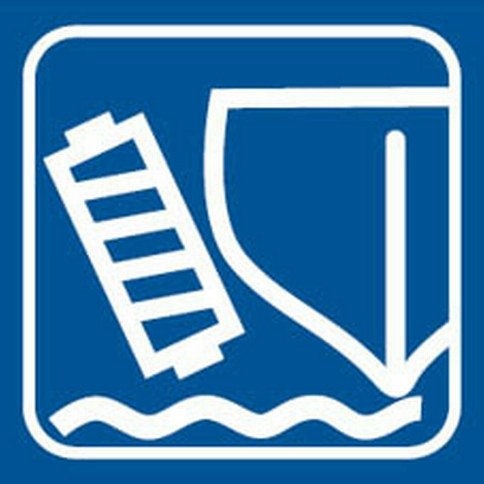Spolplatta för bottentvätt. Ett av sex nya sjövägmärken. Från 1 april 2019 gäller nya regler för sjövägmärken som utarbetats av Tranpsortstyrelsen. Foto: TRANSPORTSTYRELSEN / TT