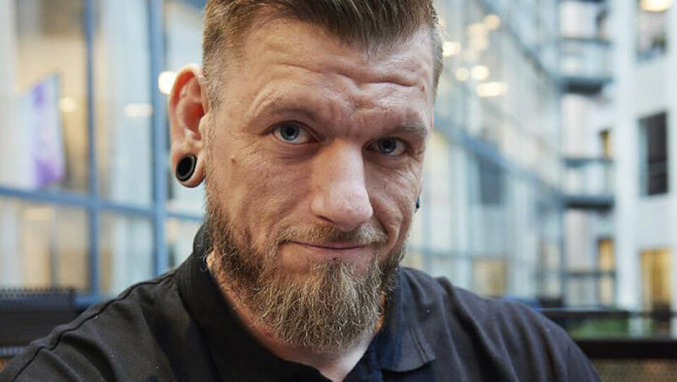 Jowan Österlunds första delmål är att helt kunna ersätta plånboken och alla nycklar med chippet i handen. Foto: Christian Rhen Jowan Österlunds första delmål är att helt kunna ersätta plånboken och alla nycklar med chippet i handen. Foto: Christian Rhen