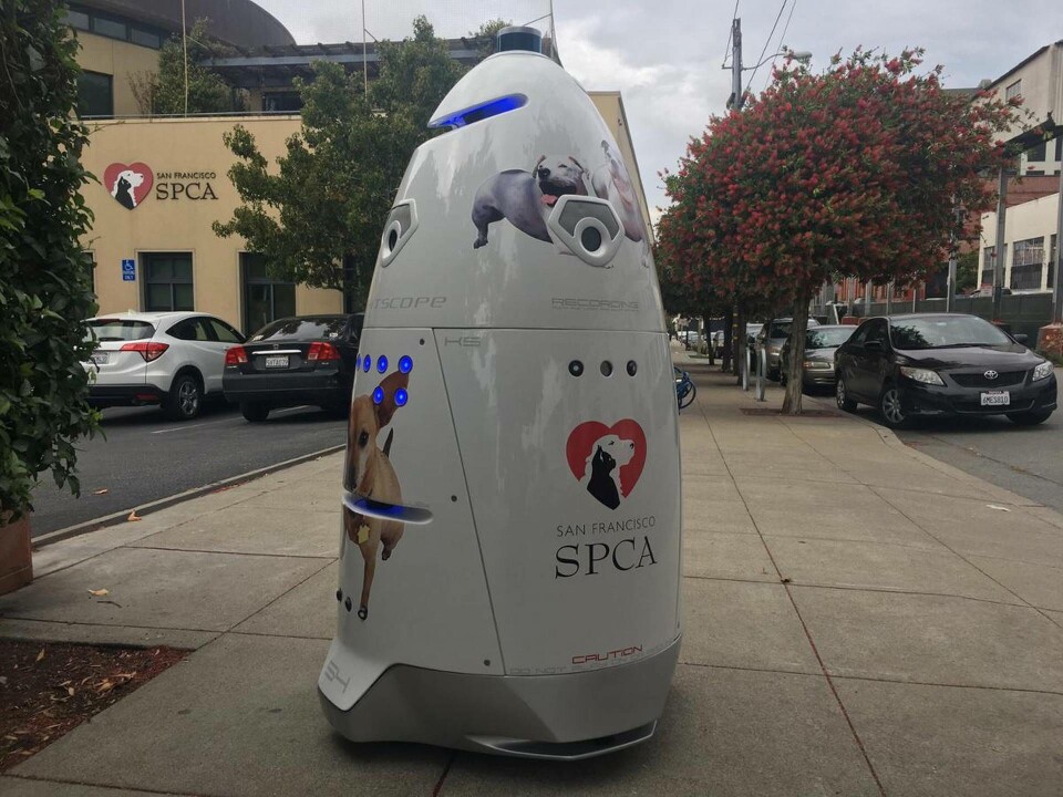 SPCA:s väktarrobot har dekorerats med söta djur. Foto: Knightscope SPCA:s väktarrobot har dekorerats med söta djur. Foto: Knightscope