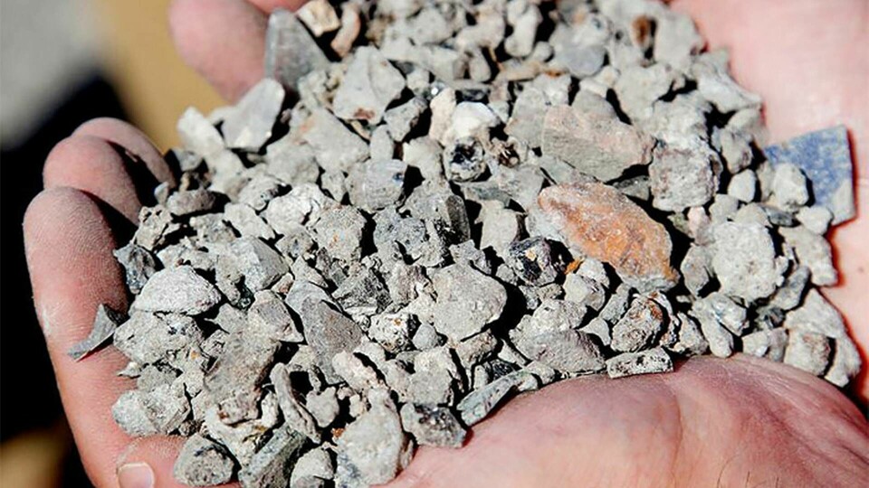 Många mineraler kan återvinnas ur gamla soptippar om deponiskatten utformas mer hållbart, enligt debattörerna. Foto: Jörgen Appelgren