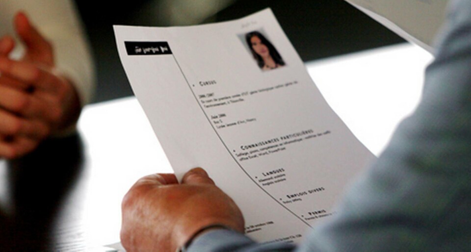 En undersökning har tittat på vilka företag studenter gärna skickar sina cv till. Foto: Colourbox En undersökning har tittat på vilka företag studenter gärna skickar sina cv till. Foto: Colourbox