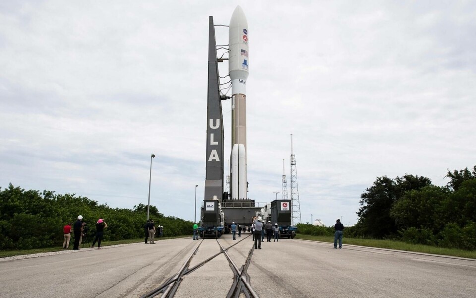 Rymdraketen från ULA – ett samarbete mellan Boeing och Lockheed Martin – lastad med Perseverance på Cape Canaveral i Florida. Bild från tidigare i veckan. Foto: Joel Kowsky/AFP/TT Rymdraketen från ULA – ett samarbete mellan Boeing och Lockheed Martin – lastad med Perseverance på Cape Canaveral i Florida. Bild från tidigare i veckan. Foto: Joel Kowsky/AFP/TT