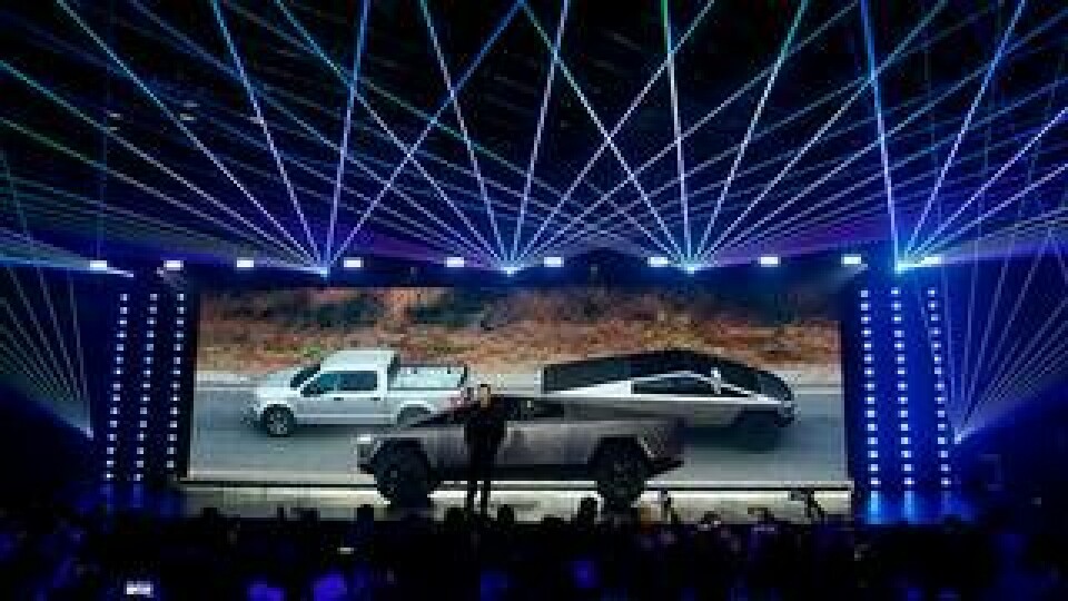 Teslas vd Elon Musk presenterade bolagets el-pickup Cybertruck i november 2019. Foto: Ringo H WChiu/AP/TT