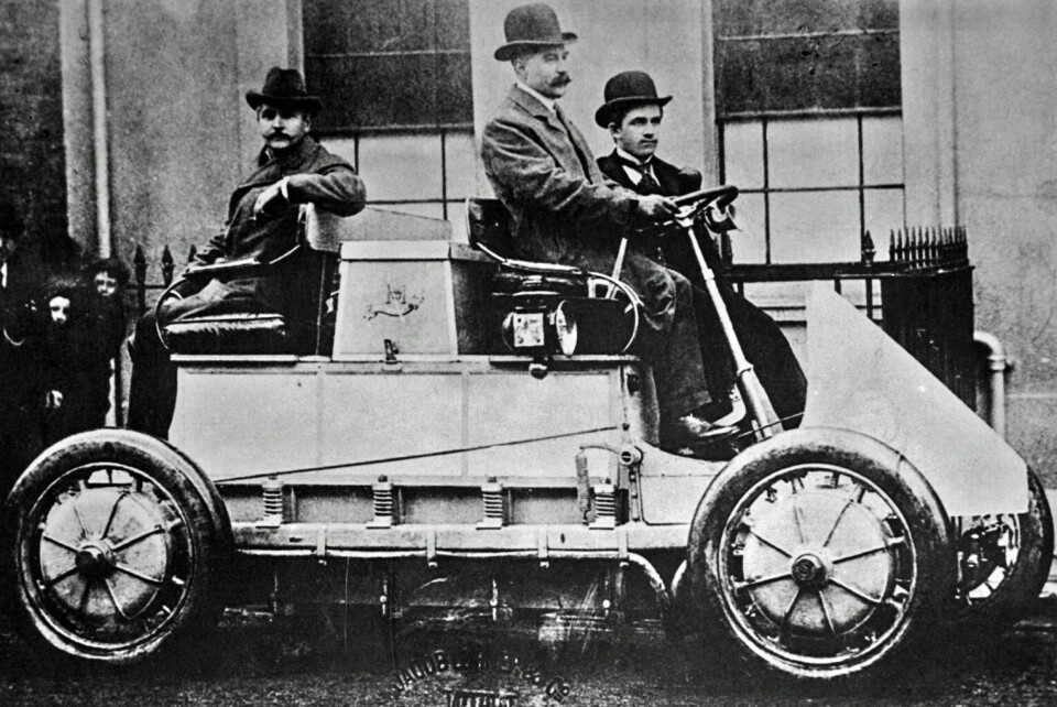 Lohner–Porsche mixed hybrid, som producerades i början av 1900-talet. Foto: WIKIMEDIA Lohner–Porsche mixed hybrid, som producerades i början av 1900-talet. Foto: WIKIMEDIA