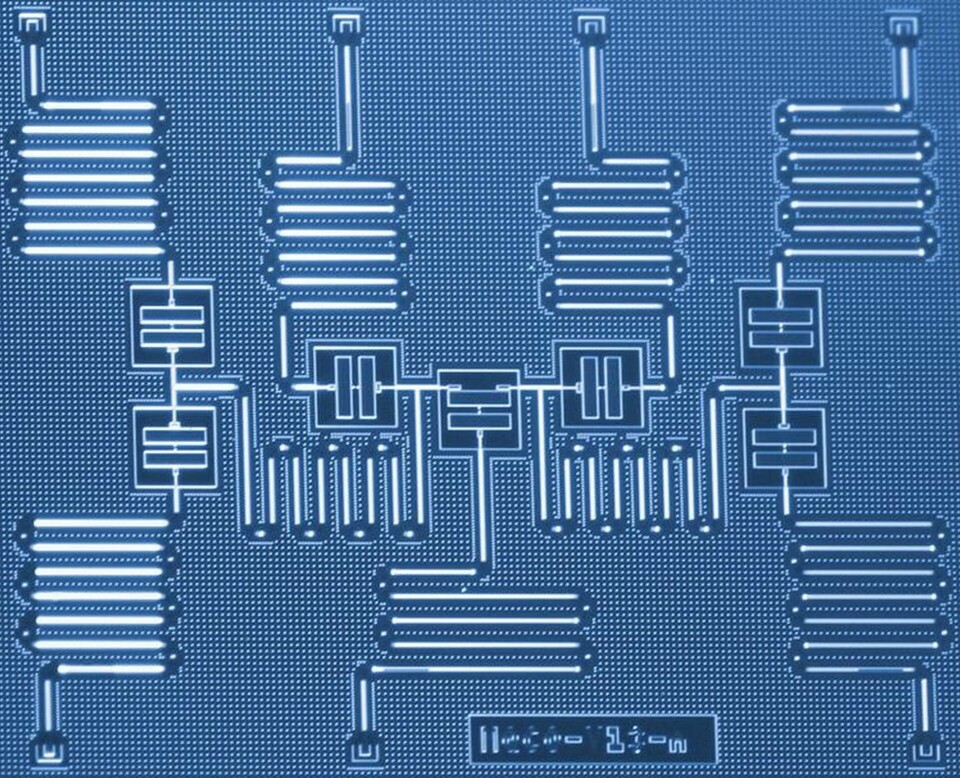 Forskare vid ett IBM-labb utanför New York har lyckats få en kvantdator på sju qubits att simulera den exakta strukturen hos berylliumhydrid. Foto: IBM/Nature