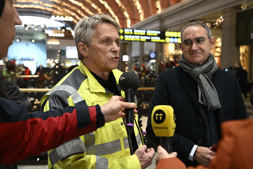 Bengt Olsson, presschef Trafikverket och Trafikverkets generaldirektör Roberto Maiorana. Foto: Jessica Gow/ TT Bengt Olsson, presschef Trafikverket och Trafikverkets generaldirektör Roberto Maiorana. Foto: Jessica Gow/ TT