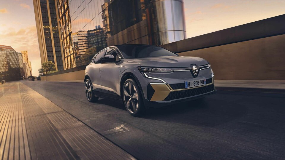 Renault tror att ett batteri med fast elektrolyt skulle kunna dubbla räckvidden för deras crossover Megane E-Tech. Foto: Renault