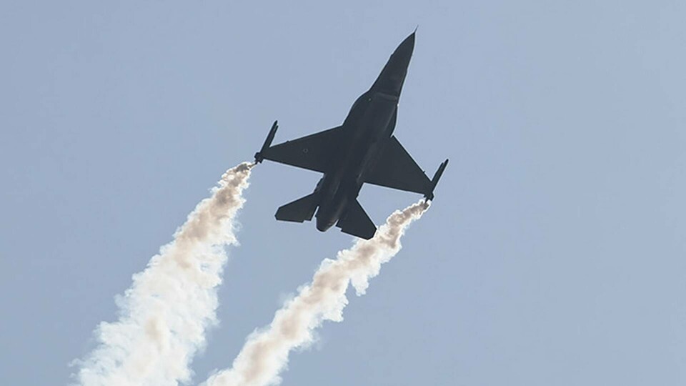 F16-flygplan. Foto: Corbis F16-flygplan. Foto: Corbis