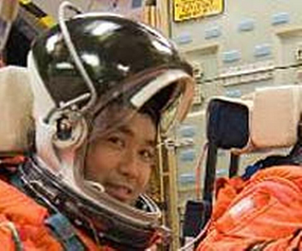 Astronauten Koichi Wakata var en av fem som fick prova medicin mot benskörhet. Foto: Nasa