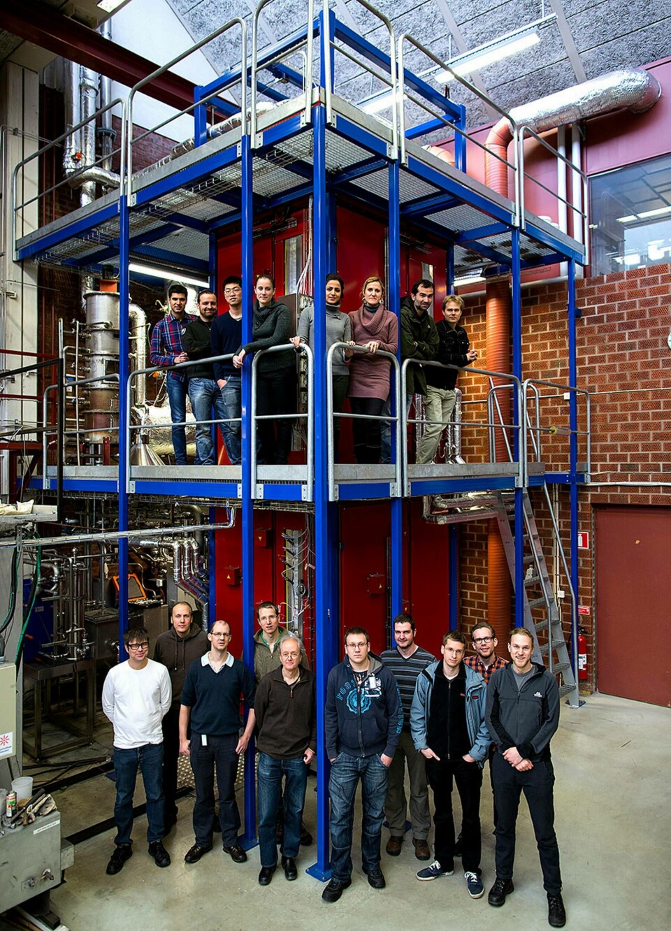 Anders Lyngfelt och forskarteamet vid anläggningen som kan minska energiåtgången när koldioxid skiljs av.