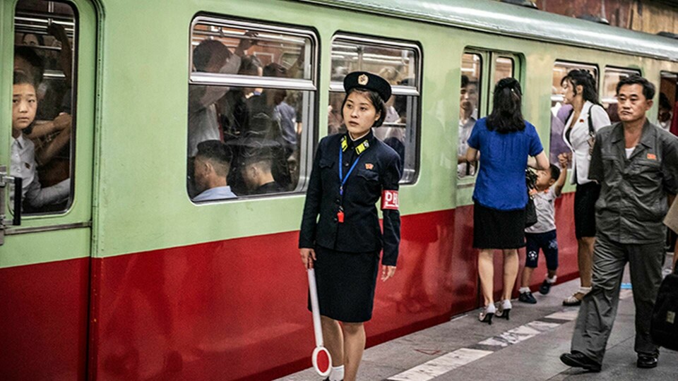 Bild från tunnelbanan i Pyongyang. Foto: Yvonne Åsell / SvD / TT