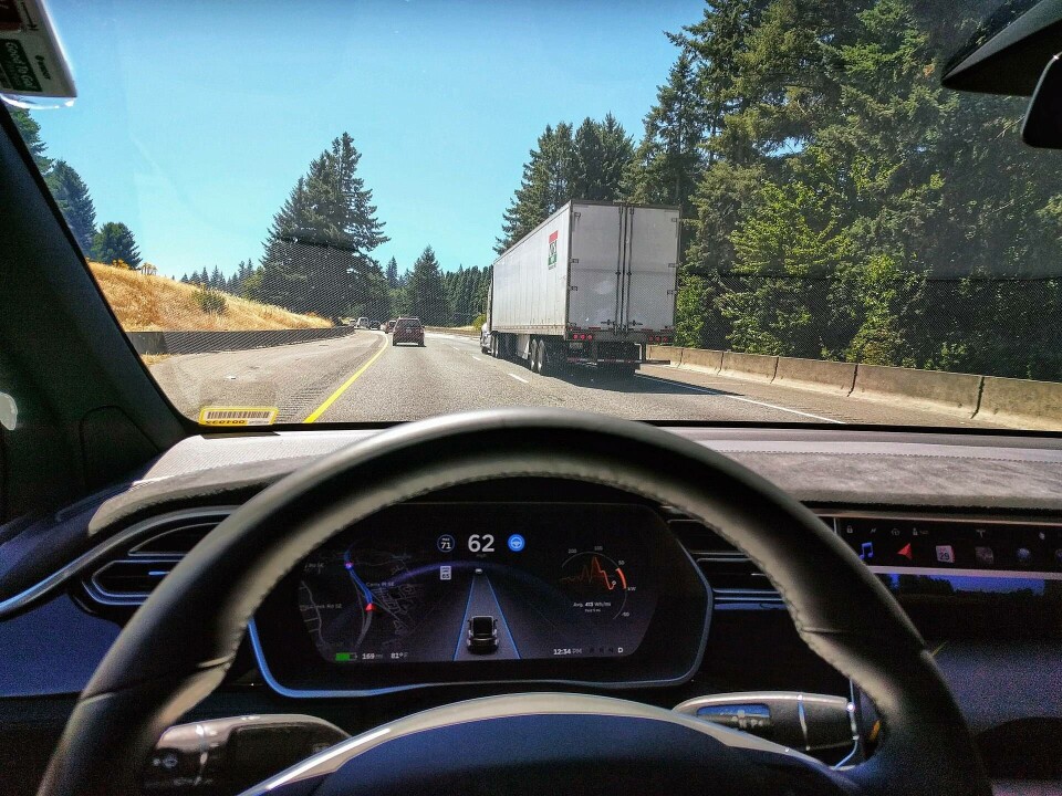 Amerikanska myndigheter anser att namnet på Teslas mjukvara är missvisande. Foto: Ian Maddox Amerikanska myndigheter anser att namnet på Teslas mjukvara är missvisande. Foto: Ian Maddox