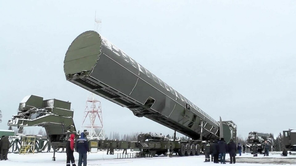 En rysk kärnvapenladdad interkontinental missil – byggd med hjälp av svensk teknik? Arkivbild. Foto: AP/TT