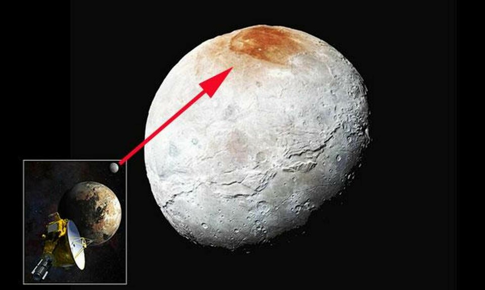 Med hjälp av data från rymdsonden New Horizons finns nu en förklaring till den röda fläcken på Plutos måne Charon. Foto: Nasa