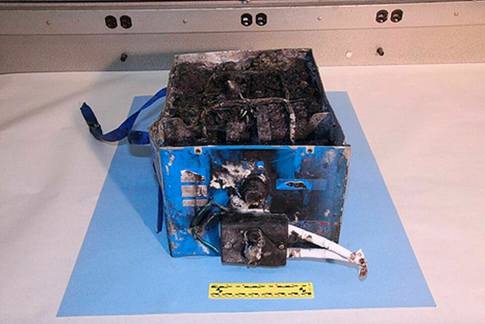 Flera kortslutningar i battericell nummer sex startade branden i en Boeing 787 Dreamliner på Logan-flygplatsen i Boston den 7 januari. Foto: NTSB