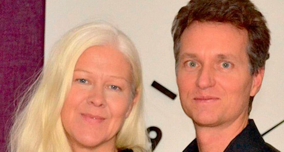 Civilingenjörerna Anneli Påmark och Carl Österberg har skrivit boken Vägra följa John tillsammans. Civilingenjörerna Anneli Påmark och Carl Österberg har skrivit boken Vägra följa John tillsammans.