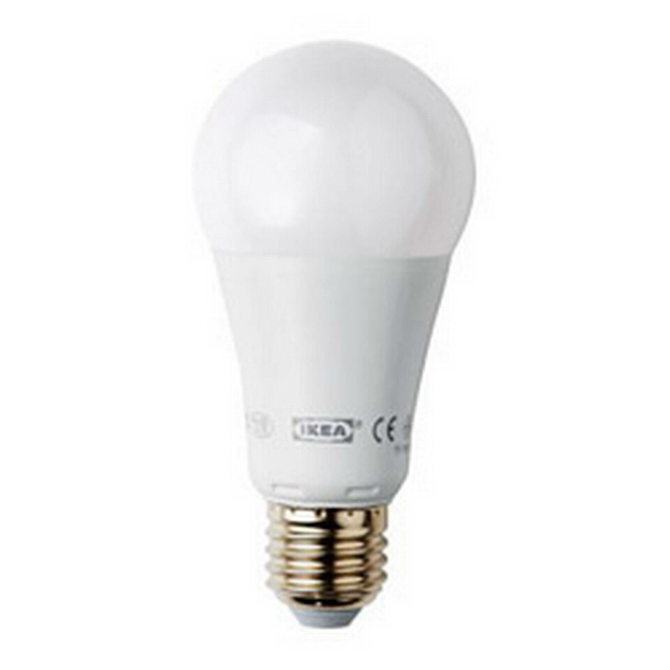 Led-lampan Ledare på 13 watt lyser som en gammal 75 watts glödlampa. Foto: Ikea Led-lampan Ledare på 13 watt lyser som en gammal 75 watts glödlampa. Foto: Ikea