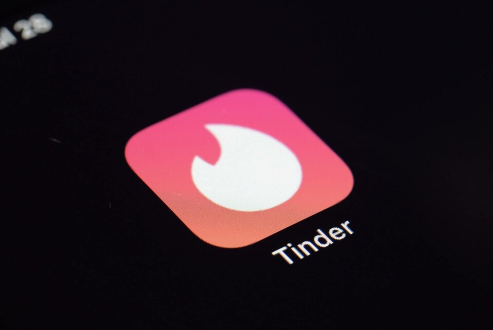 Dejtingappen Tinder går inte åt det virtuella hållet. Inte ännu i alla fall. Arkivbild. Foto: Patrick Sison/AP/TT Dejtingappen Tinder går inte åt det virtuella hållet. Inte ännu i alla fall. Arkivbild. Foto: Patrick Sison/AP/TT