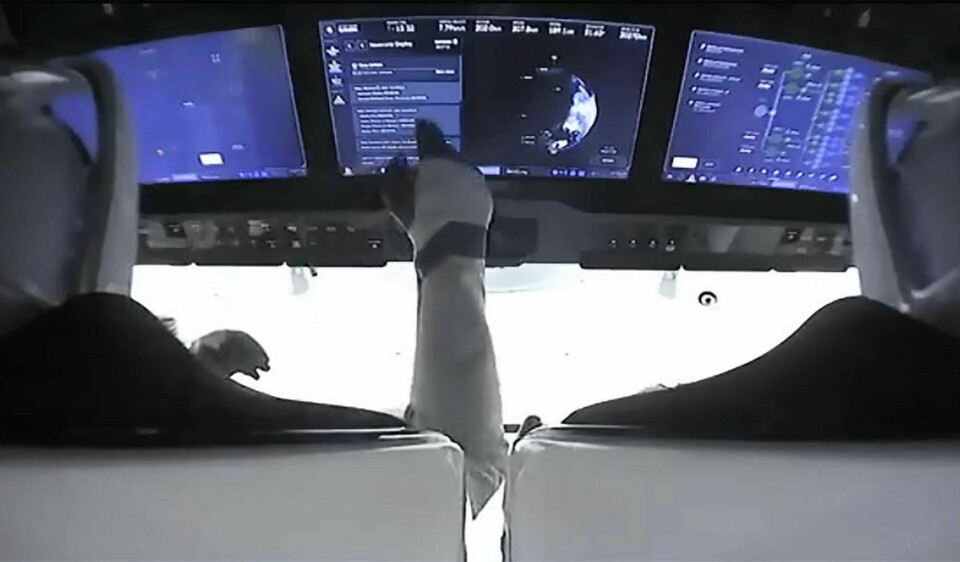 Färre knappar och fler skärmar blir det för Andreas Mogensen när han nästa år får köra en Crew Dragon upp till ISS. Arkivbild från en uppskjutning förra året. Foto: Nasa/AP/TT