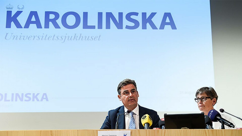 Melvin Samsom, sjukhusdirektör på Karolinska universitetssjukhuset, och Nina Nelson Follin, chefsläkare, svarar på resultatet av den utredning som gjorts kring överläkaren Paolo Macchiarinis verksamhet vid Karolinska universitetssjukhuset under en pressträff i Stockholm. Foto: Stina Stjernkvist / TT Melvin Samsom, sjukhusdirektör på Karolinska universitetssjukhuset, och Nina Nelson Follin, chefsläkare, svarar på resultatet av den utredning som gjorts kring överläkaren Paolo Macchiarinis verksamhet vid Karolinska universitetssjukhuset under en pressträff i Stockholm. Foto: Stina Stjernkvist / TT