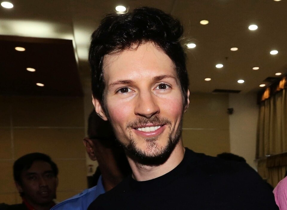 Telegrams medgrundare Pavel Durov hälsar de nya användarna välkomna. Arkivbild. Foto: Tatan Syuflana/AP/TT Telegrams medgrundare Pavel Durov hälsar de nya användarna välkomna. Arkivbild. Foto: Tatan Syuflana/AP/TT
