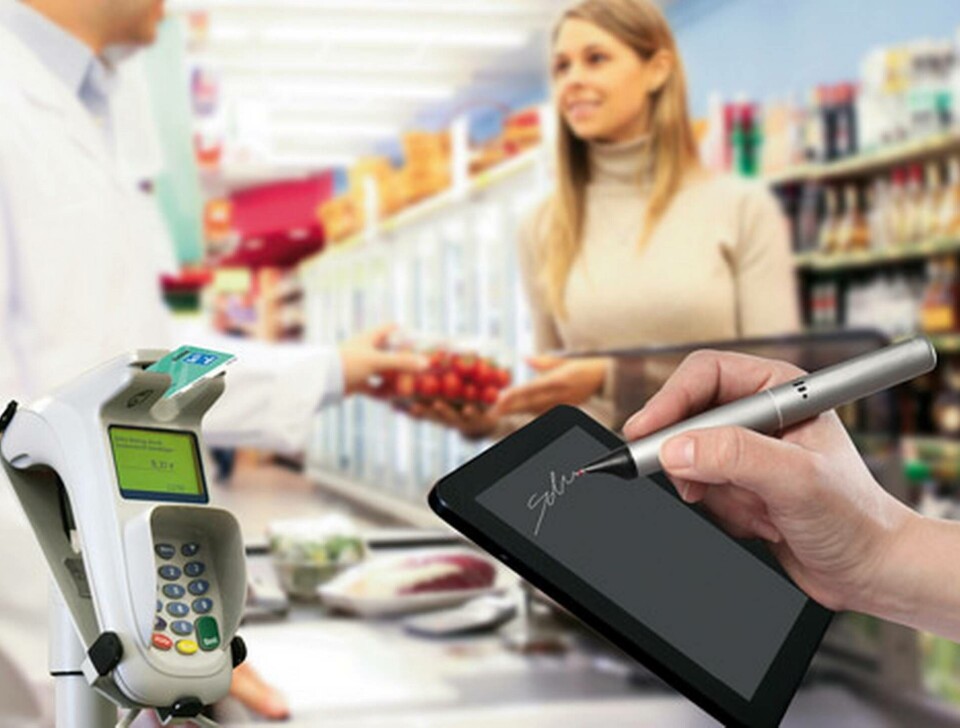 Namnteckningen jämförs med data lagrade på kortet. Foto: Fraunhofer IGD Namnteckningen jämförs med data lagrade på kortet. Foto: Fraunhofer IGD