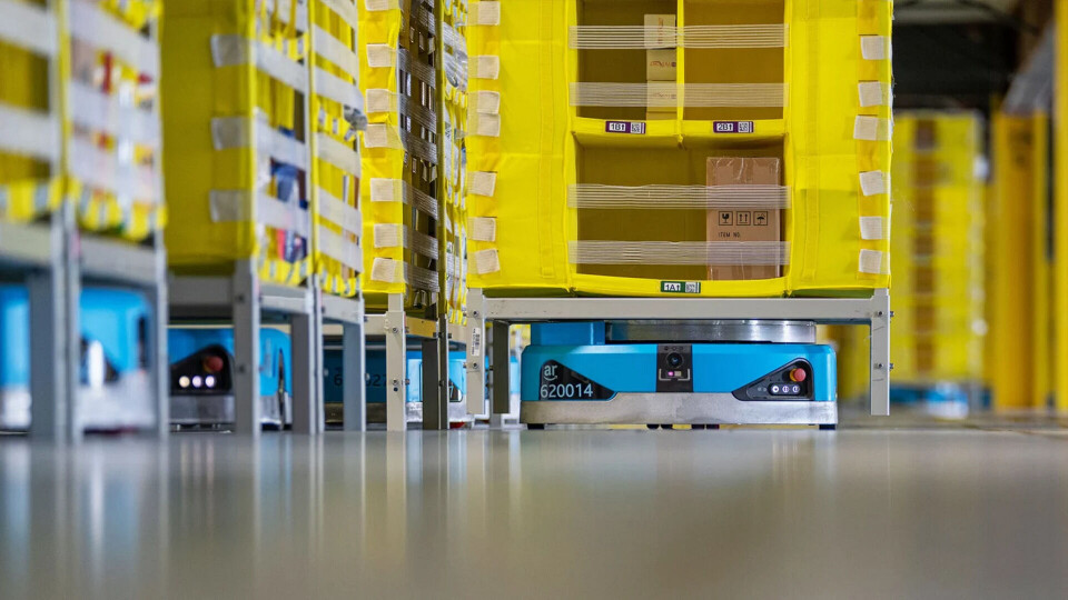 Proteon är Amazons första helt autonoma lagerrobot tänkt att arbeta sida vid sida med människor. Foto: Amazon Proteon är Amazons första helt autonoma lagerrobot tänkt att arbeta sida vid sida med människor. Foto: Amazon