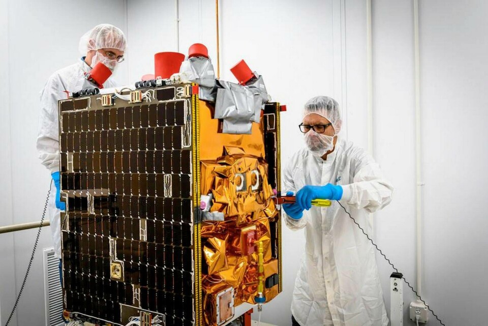 Ingenjörer vid Ball Aerospace testar det nya systemet innan det skickas till Kennedy Space Center. Foto: Ball Aerospace Ingenjörer vid Ball Aerospace testar det nya systemet innan det skickas till Kennedy Space Center. Foto: Ball Aerospace