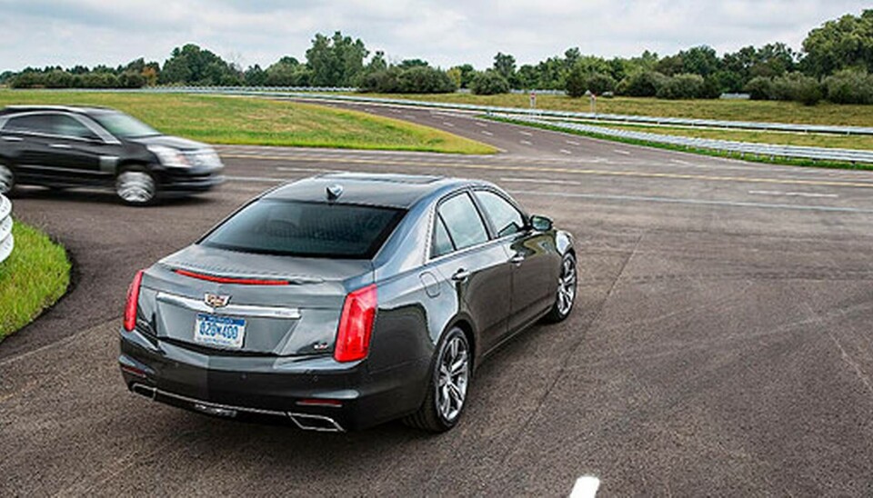 General Motors och Cadillac har tidigare samarbetat kring bilar med självstyrande funktioner. Nu satsar GM på att bygga in ny ai-teknik i sina fordon. General Motors och Cadillac har tidigare samarbetat kring bilar med självstyrande funktioner. Nu satsar GM på att bygga in ny ai-teknik i sina fordon.