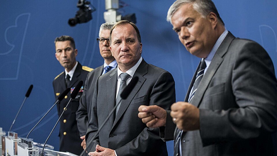 ÖB Micael Bydén, Säpochef Anders Thornberg, statsminister Stefan Löfven och Transportstyrelsens GD Jonas Bjelfvenstam. Foto: Pontus Orre/Aftonbladet/IBL Bildbyrå ÖB Micael Bydén, Säpochef Anders Thornberg, statsminister Stefan Löfven och Transportstyrelsens GD Jonas Bjelfvenstam. Foto: Pontus Orre/Aftonbladet/IBL Bildbyrå
