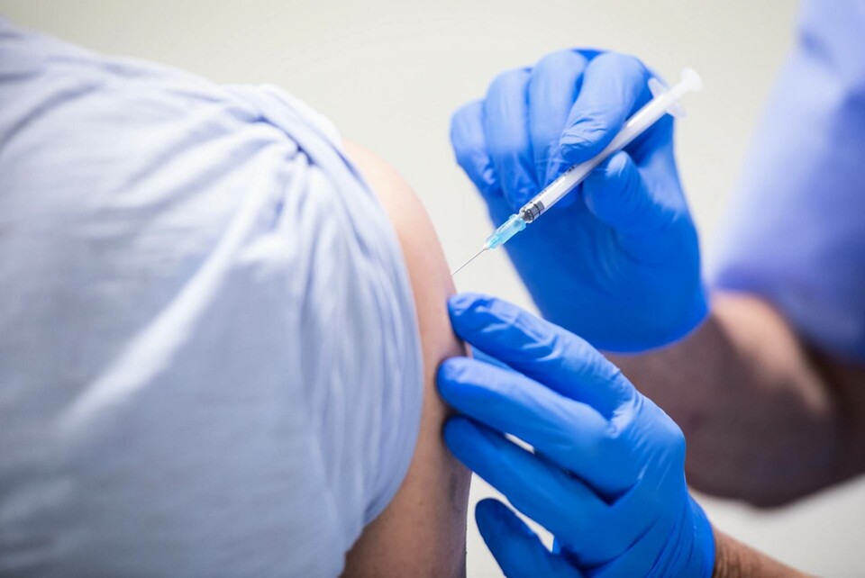 Ny forskning pekar på stor skillnad mellan hur cancerpatienter svarar på andra och tredje vaccindosen. Arkivbild. Foto: Erik Mårtensson/TT Ny forskning pekar på stor skillnad mellan hur cancerpatienter svarar på andra och tredje vaccindosen. Arkivbild. Foto: Erik Mårtensson/TT