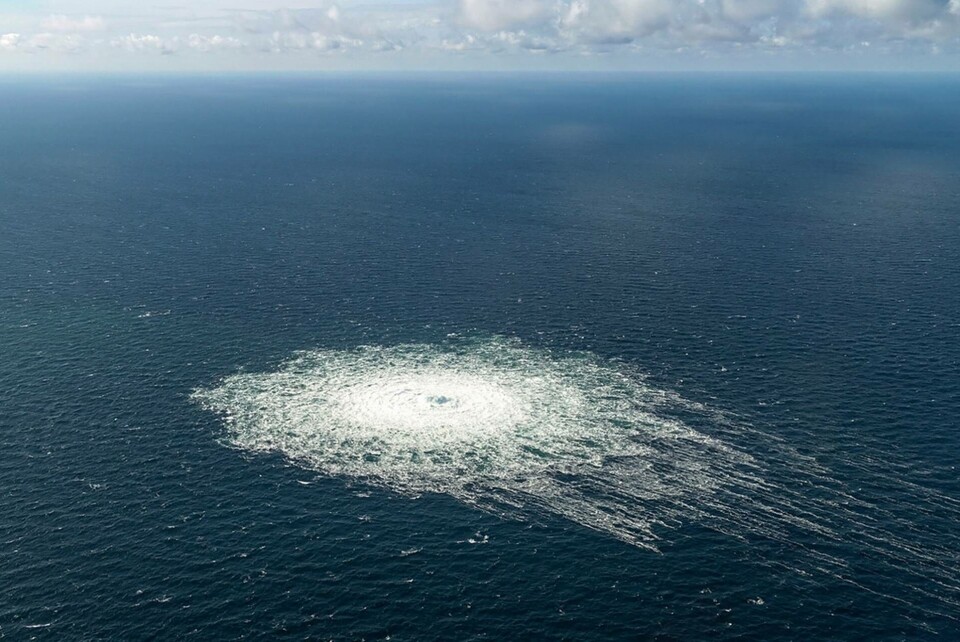 Genom att undersöka havsbotten och skadorna på rören kommer utredare kunna få fram viktig information om explosionerna som skadat Nord Stream 1 och 2. Foto: Danmarks försvarsmakt Genom att undersöka havsbotten och skadorna på rören kommer utredare kunna få fram viktig information om explosionerna som skadat Nord Stream 1 och 2. Foto: Danmarks försvarsmakt