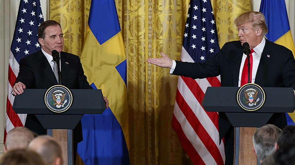 Möte mellan statsminister Stefan Löfven (S) och USA:s president Donald Trump i Vita huset i Washington, USA. Foto: TT / AP Photo / Evan Vucci Möte mellan statsminister Stefan Löfven (S) och USA:s president Donald Trump i Vita huset i Washington, USA. Foto: TT / AP Photo / Evan Vucci