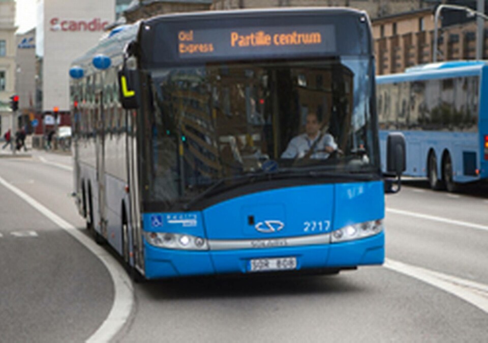 Kolla biljetten på kollektivtrafiken om den är köpt via sms. Foto: TT Kolla biljetten på kollektivtrafiken om den är köpt via sms. Foto: TT