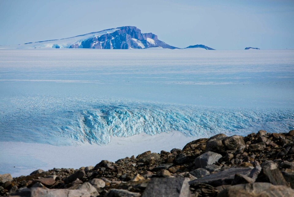 Sedan 1992 har Antarktis förlorat tre biljoner ton is. Foto: Tore Meek