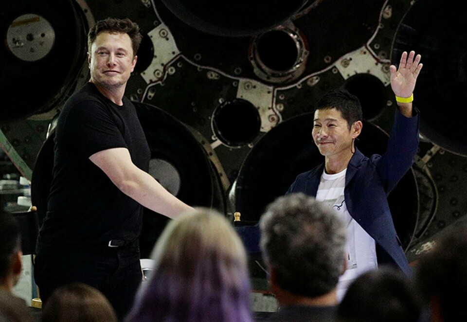 Yusaku Maezawa blir första privatperson som köper sig en turistresa ut i rymden av Space X. Foto: AP Photo/Chris Carlson/TT Yusaku Maezawa blir första privatperson som köper sig en turistresa ut i rymden av Space X. Foto: AP Photo/Chris Carlson/TT