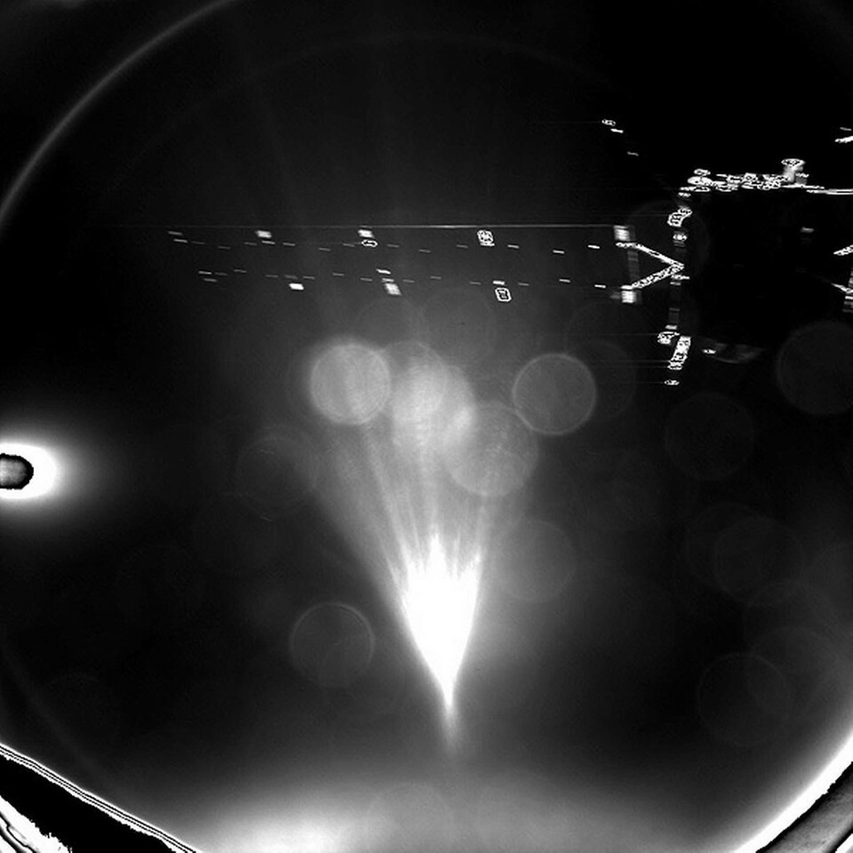 Rosetta sedd från landaren Philae. Foto: ESA Rosetta sedd från landaren Philae. Foto: ESA