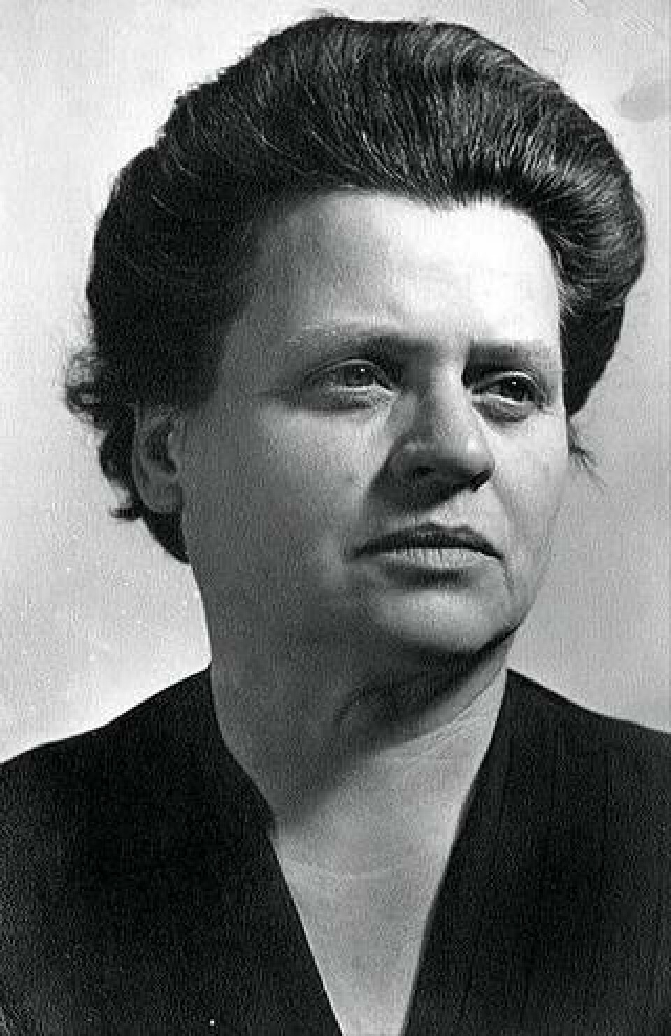 Vesta Stoudt (1891–1966).