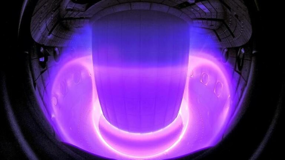 Plasma inuti den schweiziska reaktorn. Foto: Curdin Wüthrich /SPC/EPFL Plasma inuti den schweiziska reaktorn. Foto: Curdin Wüthrich /SPC/EPFL