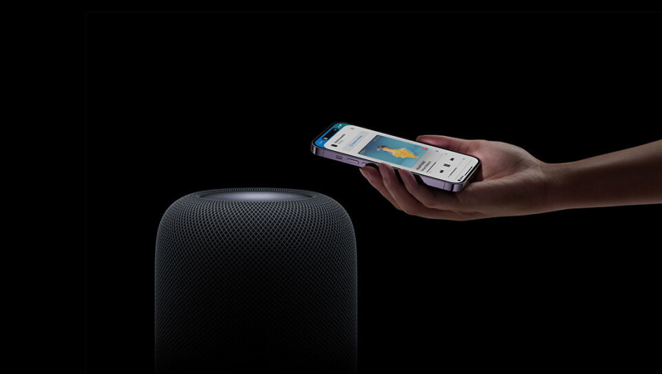 Radiotekniken ultrawide band används för att föra över musik och telefonsamtal från en Iphone till nya Homepod. Foto: Press Radiotekniken ultrawide band används för att föra över musik och telefonsamtal från en Iphone till nya Homepod. Foto: Press